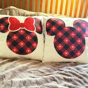 Disney 15 X 15 (2) Throw Pillows